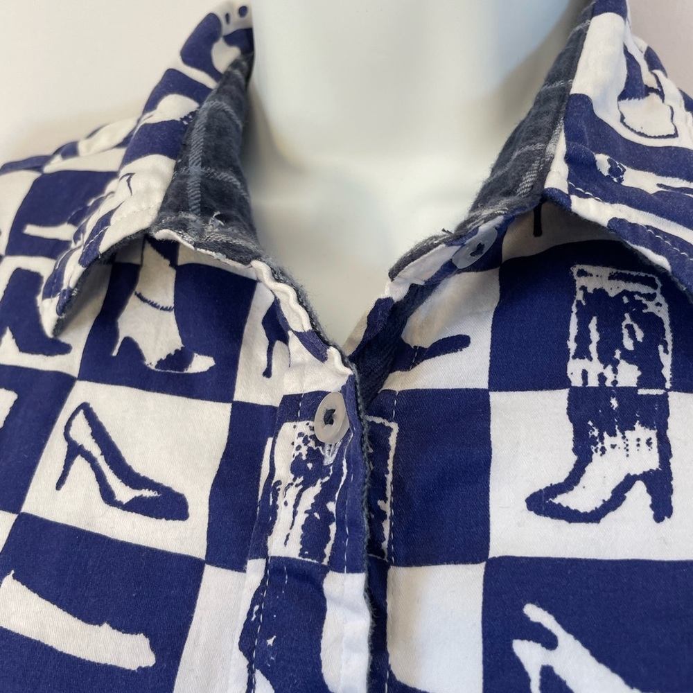 Tizzie Button-Down Tunic Top With Shoe And Boot D… - image 2